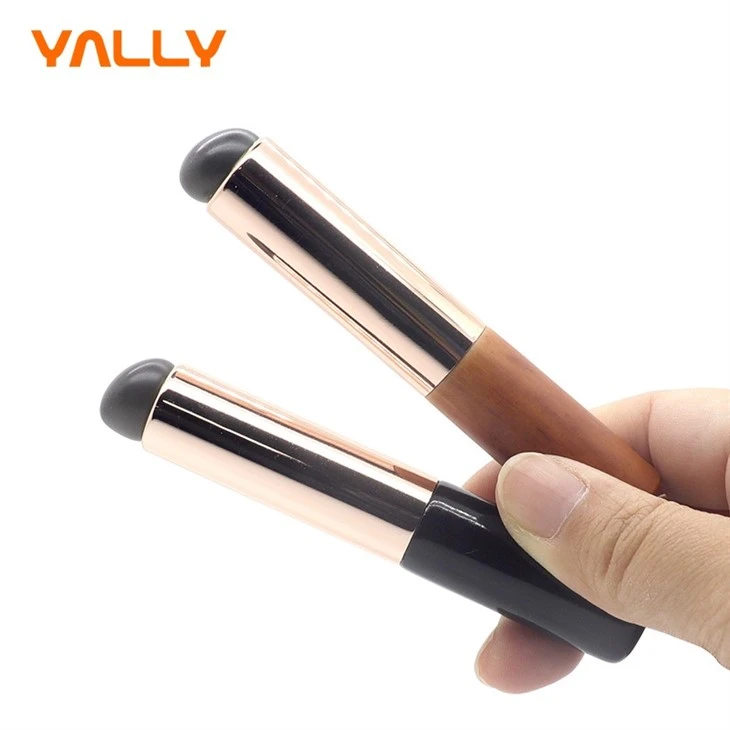 silicone lip brush6